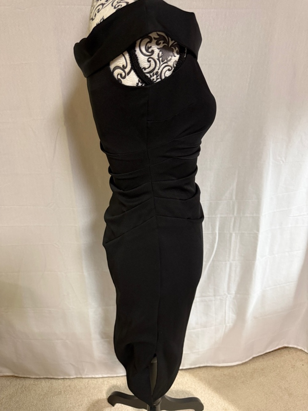 Milly Ally off Shoulder Cady Ruched Asymmetric Black One-Shoulder Cocktail Dress - Picture 8 of 12